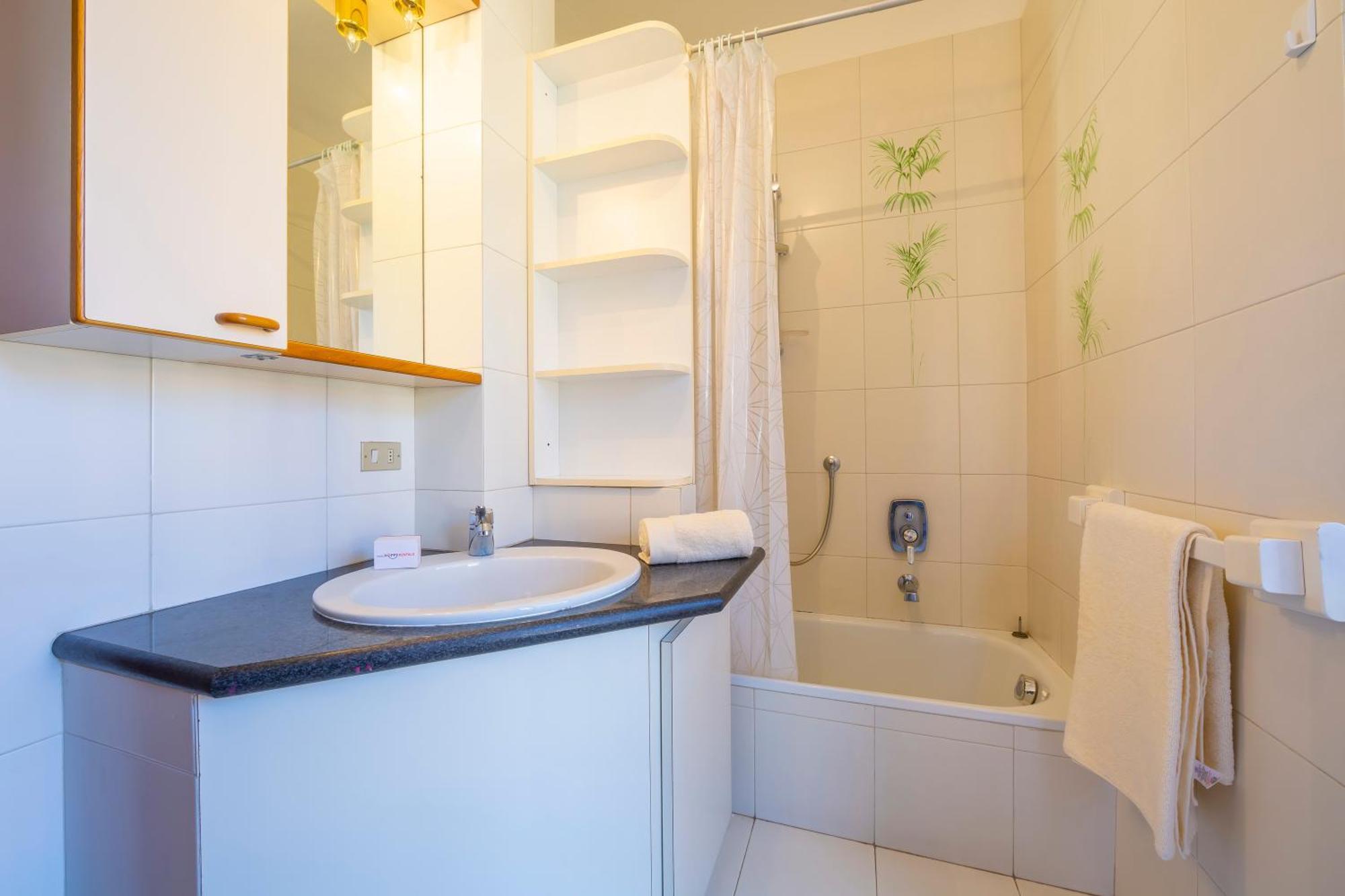 Appartamento Gaya Stresa Center - Happy Rentals Eksteriør billede